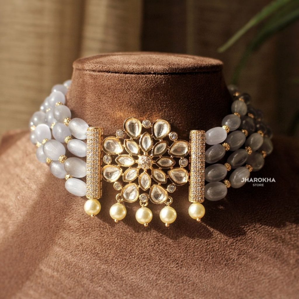 Necklaces & Sets
